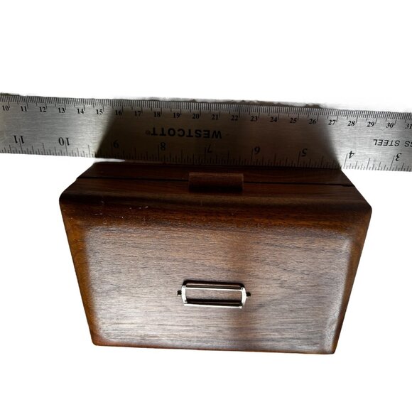 Vintage Wooden Playing Card Storage Box With Two Decks - Picture 7 of 9